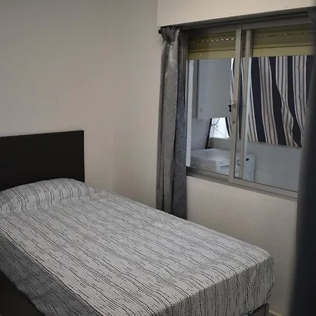 Torri - 3 Mins Walk To Appartement