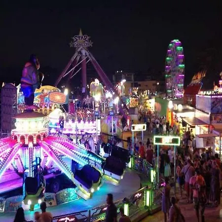 Torri - 3 Mins Walk To *