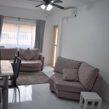 Torri - 3 Mins Walk To Beach Apartment Torrevieja