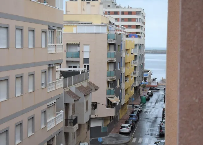 Lägenhet Torri - 3 Mins Walk To